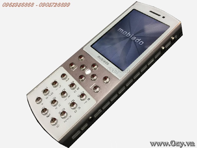 mobiado-712-classic-zaf-white-dinh-da-topza